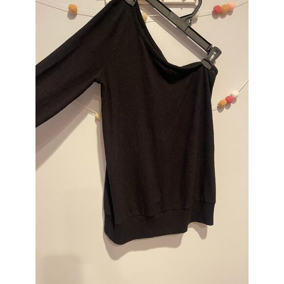 Abercrombie & Fitch Soft Half Sleeve Black Sweater - Picture 3 of 7